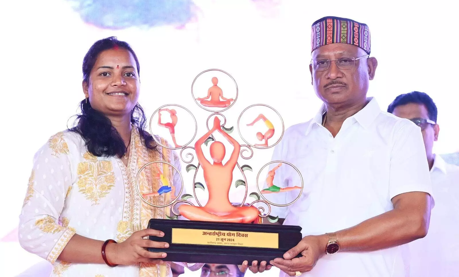 योग की प्राचीन परंपरा हम सभी को स्वस्थ जीवन पद्धति से जोड़ती है :  Chief Minister Vishnudev Sai