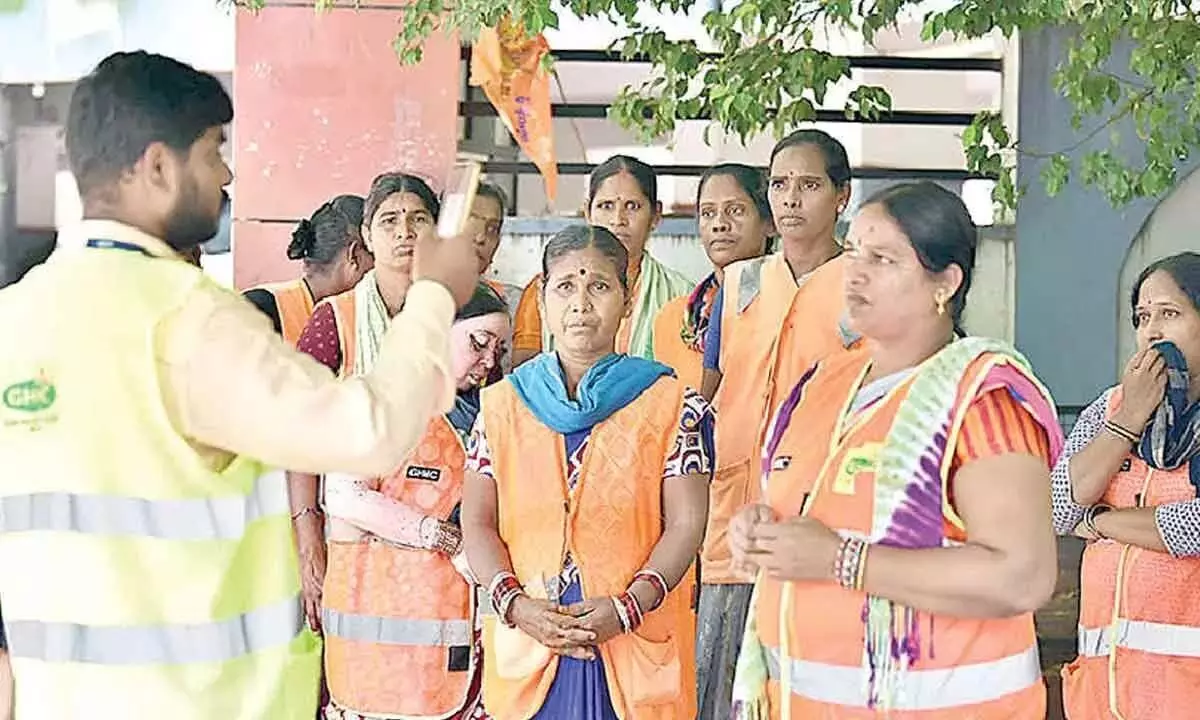 Telangana News: जीएचएमसी ने कर्मचारियों की उपस्थिति प्रबंधन के लिए एआई फेशियल रिकग्निशन को अपनाया
