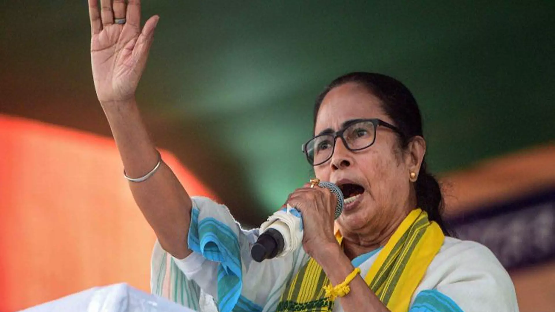 Mamata Banerjee: पीएम मोदी को पत्र लिखकर तीन आपराधिक कानूनों को स्थगित करने की मांग की