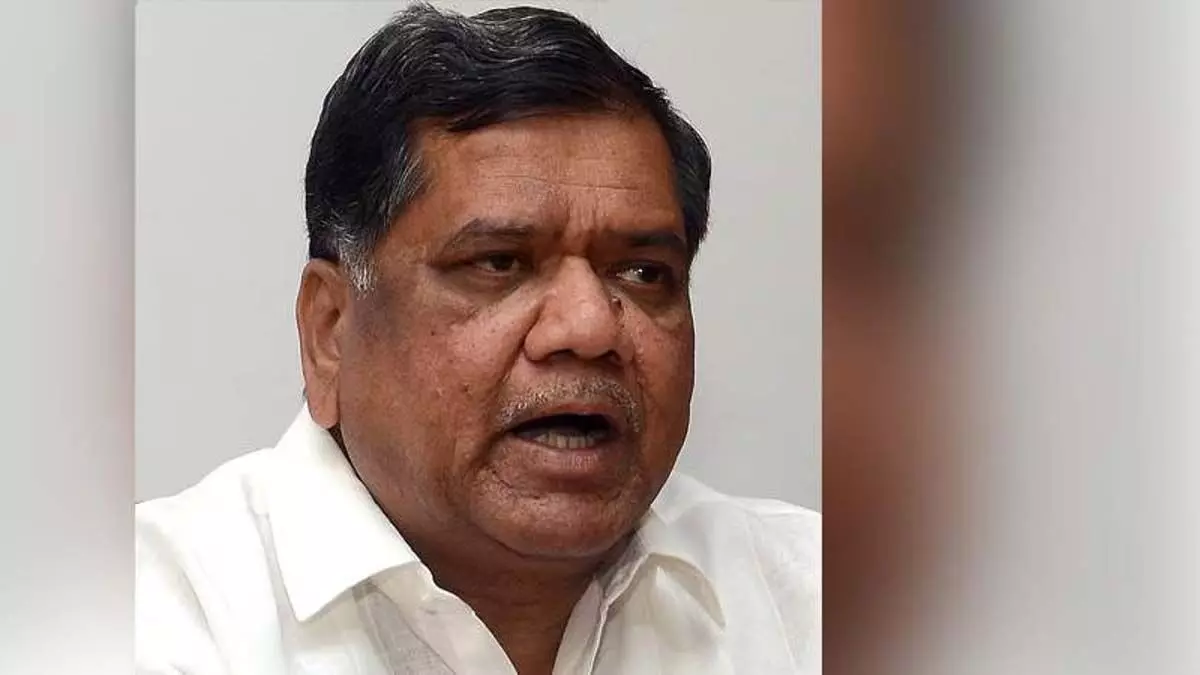 Karnataka: गारंटी ने राज्य का खजाना खाली कर दिया