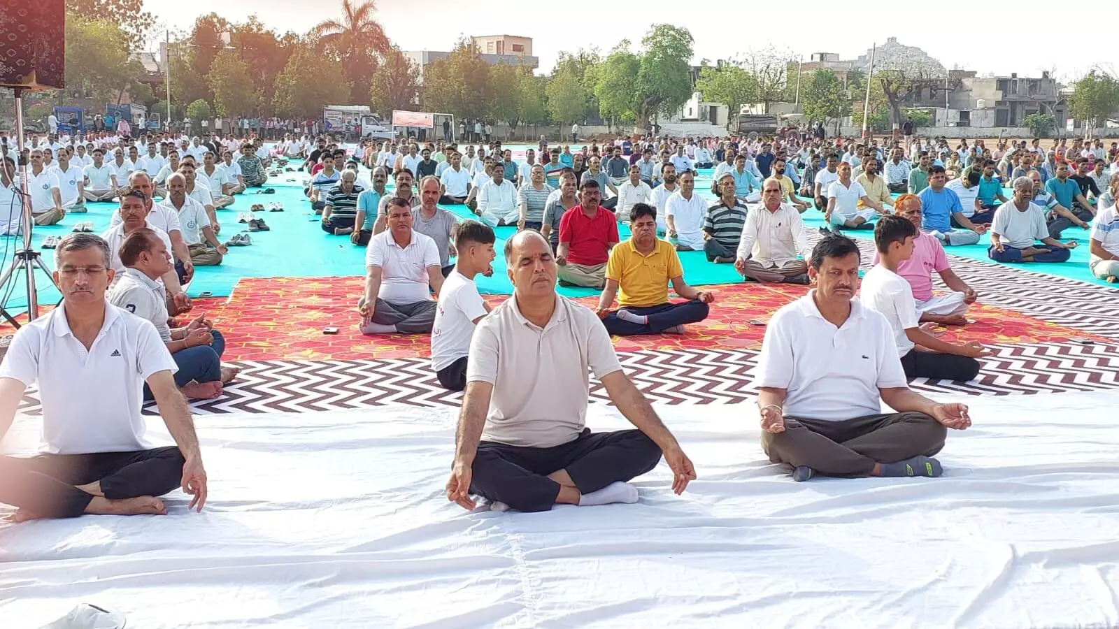 International Yoga Day : जलदाय मंत्री योग शरीर और मन को स्वस्थ्य रखने के लिए आवश्यक