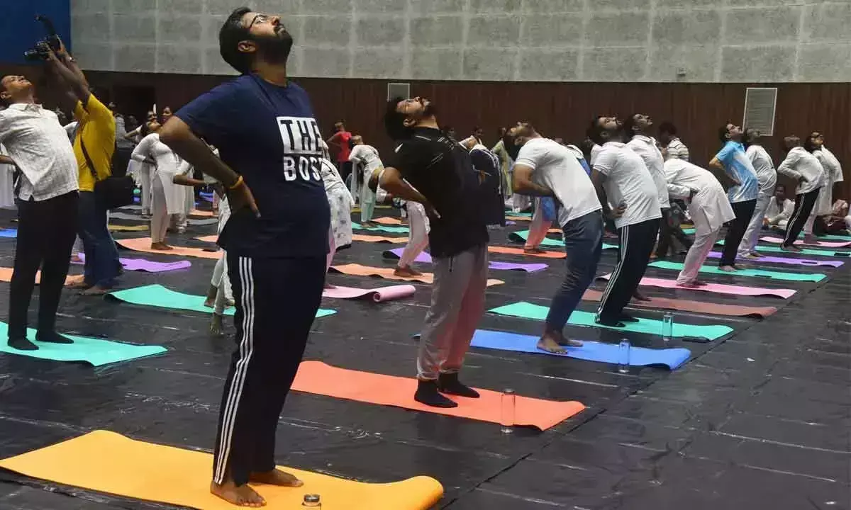 Andhra Pradesh: योग के माध्यम से शरीर, मन और आत्मा को संरेखित करना, स्वास्थ्य को बढ़ाना