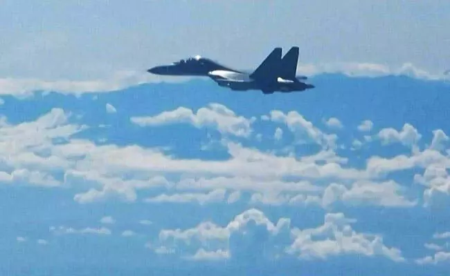Taiwan: ताइवान ने अपने क्षेत्र के आसपास 36 चीनी विमान और 7 नौसैनिक पोत देखे