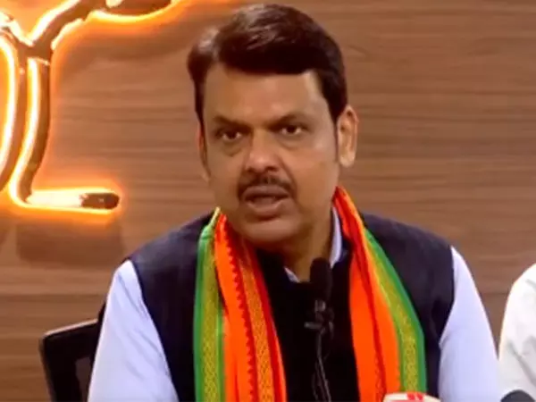 Maharashtra: अटल सेतु में दरार के दावों परउप मुख्यमंत्री ने कहा- झूठ की मदद से दरार पैदा करने की कांग्रेस की दीर्घकालिक योजना