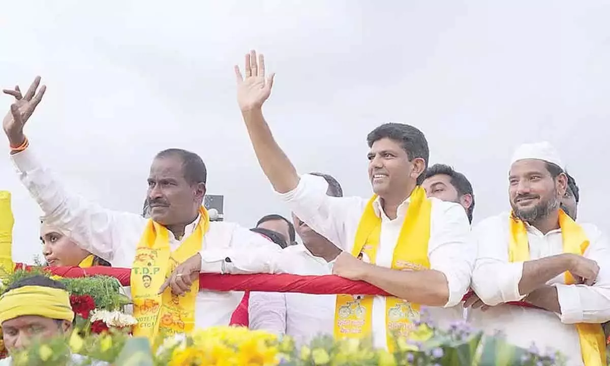 Andhra Pradesh News: केंद्रीय मंत्री पेम्मासानी का भव्य स्वागत