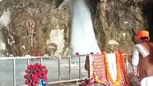 Srinagar : अमरनाथ गुफा में हुई  प्रथम पूजा ,जानें इस दिन से शुरू होगी यात्रा