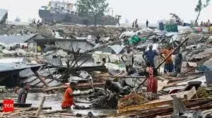 Bangladesh news: बाढ़ के कारण अधिक लोग फंसे और काफी लोगो की हुई मौत