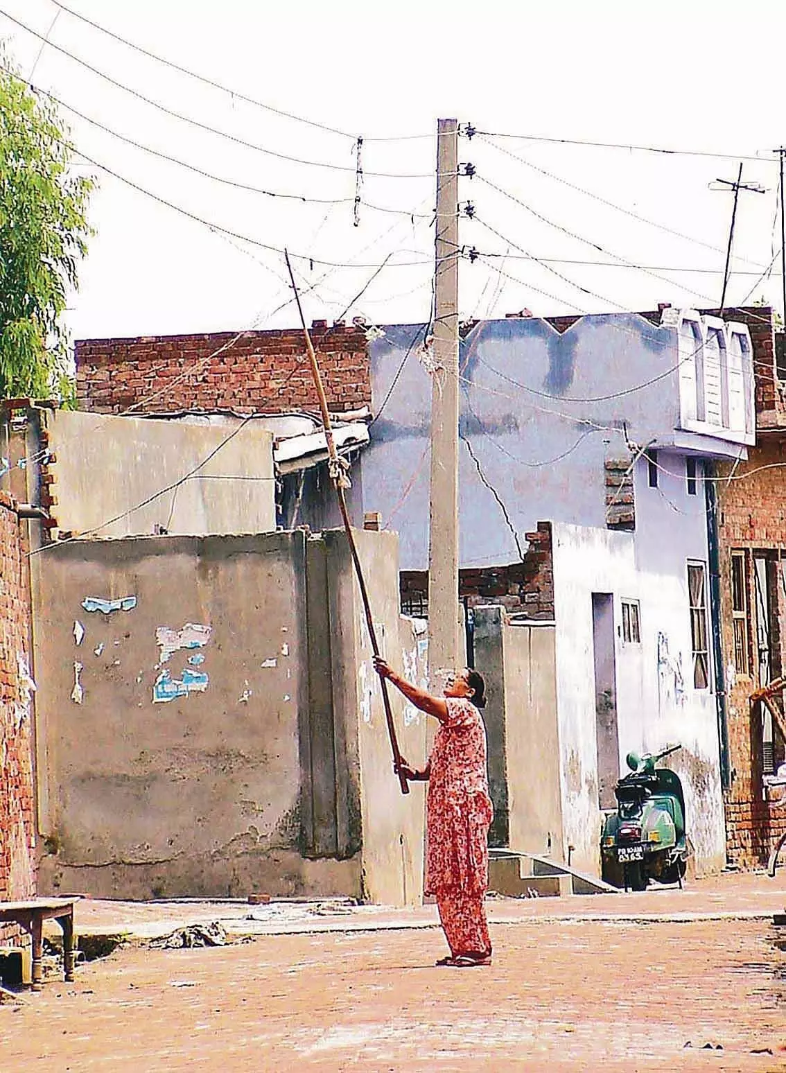 Punjab: बिजली चोरी से सरकारी खजाने को सालाना 1,800 करोड़ रुपये का नुकसान