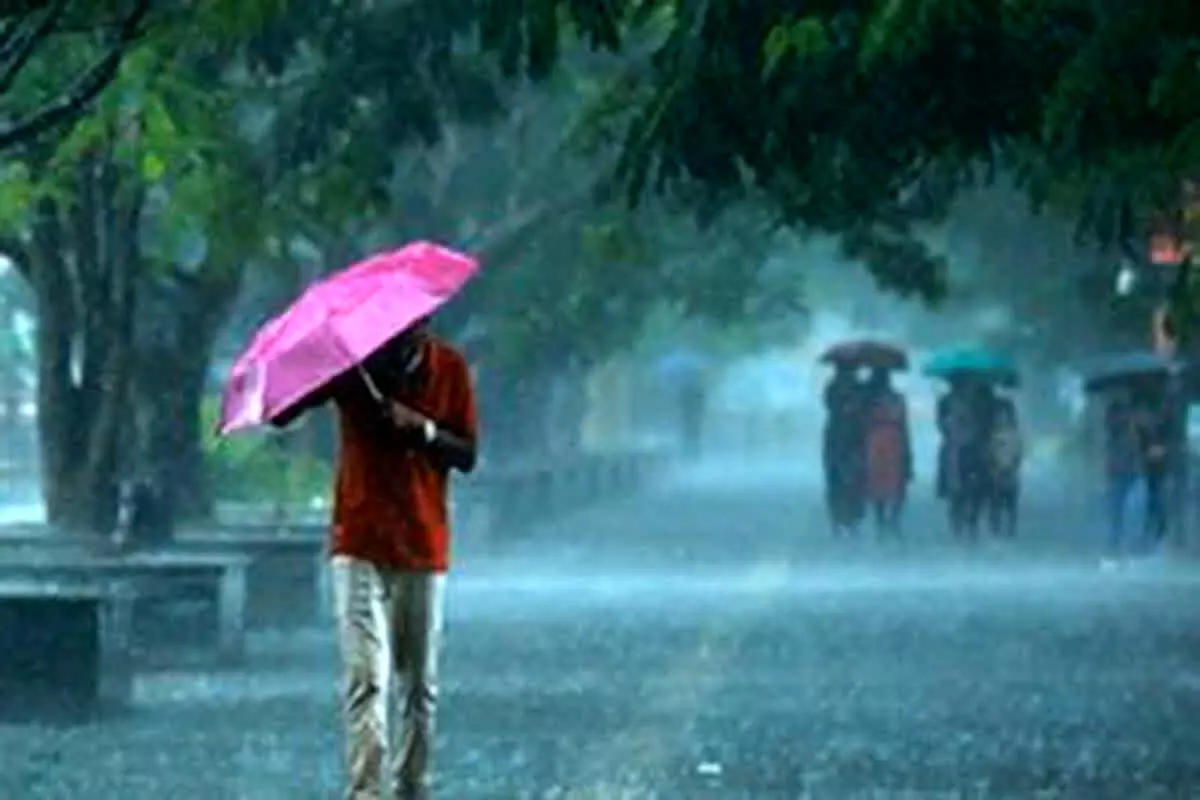 Kota: तेज बारिश से लोगो को उमस से मिली राहत