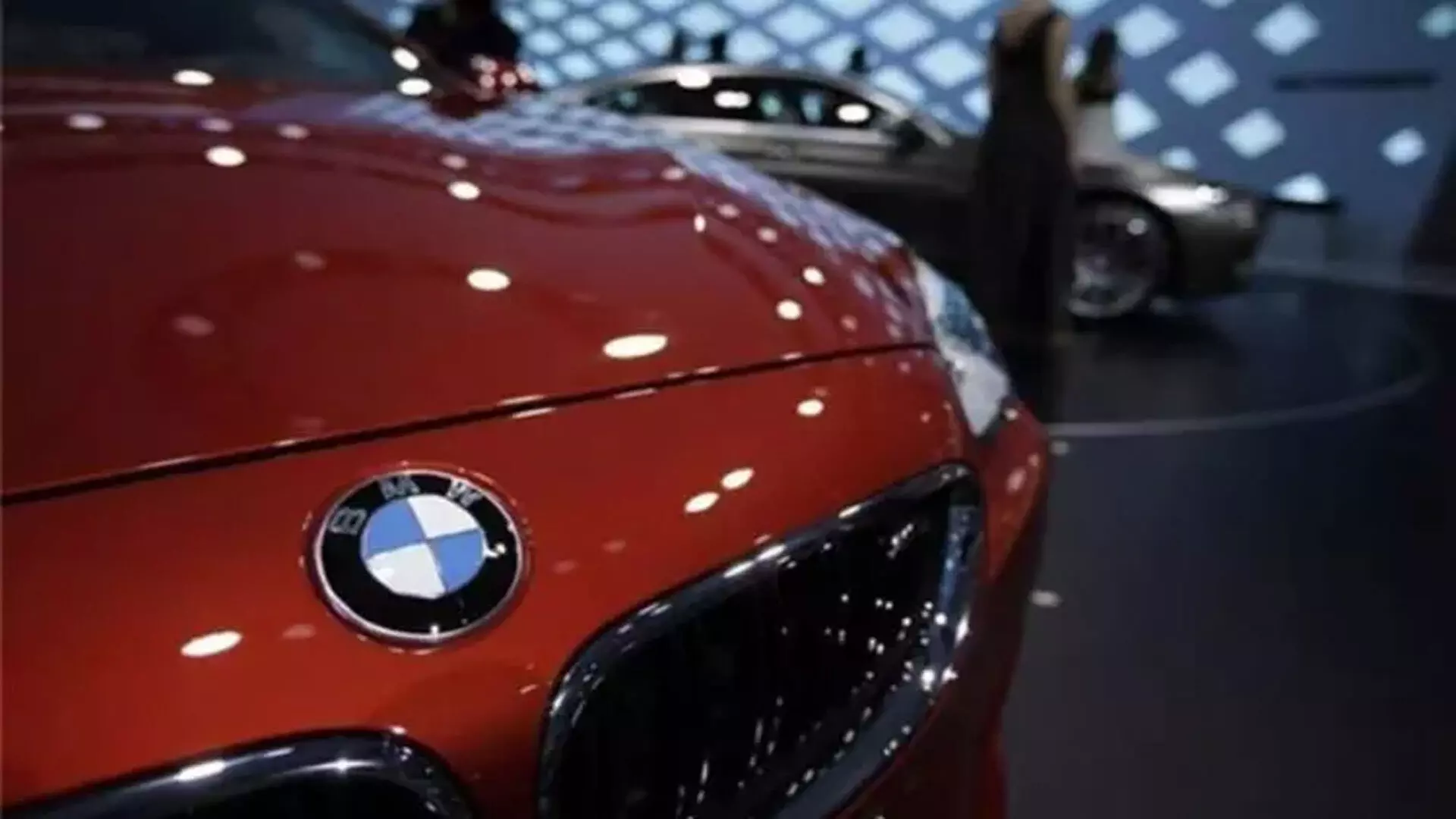 BMW 5 सीरीज लॉन्ग व्हीलबेस के लिए प्री-लॉन्च बुकिंग शुरू