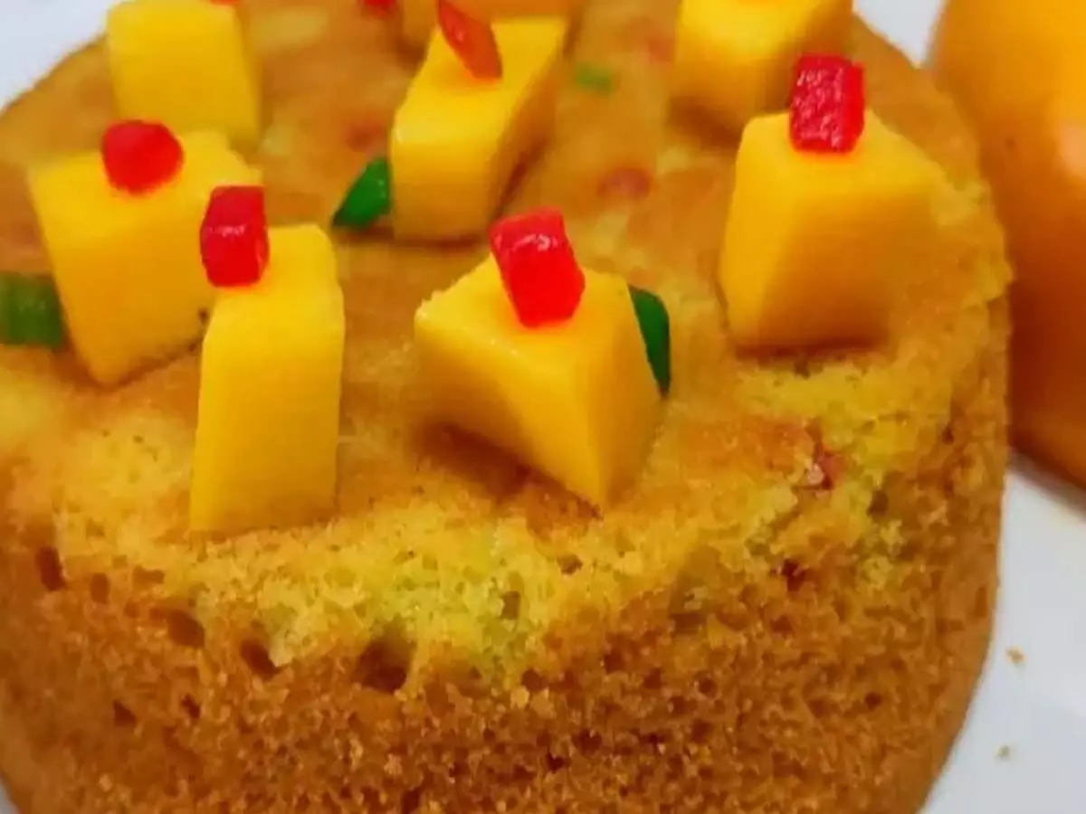mango semolina cake; आम का मौसम जाने के पहले बना लें आम सूजी केक जानें रेसिपी