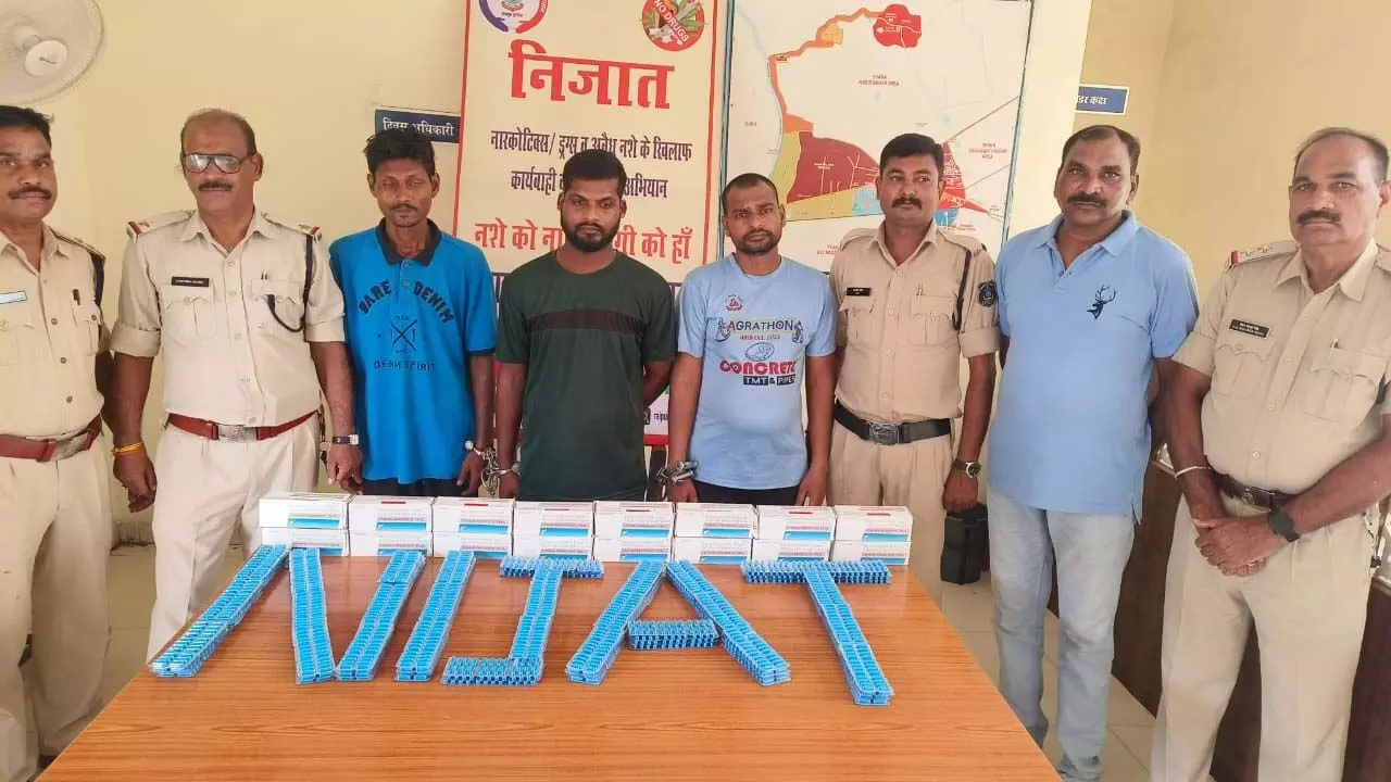 Raipur Breaking: आमानाका में नशीली टेबलेट बेचने वाले 3 तस्कर गिरफ्तार