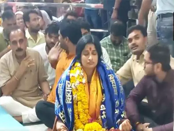 BJP नेता माधवी लता ने उज्जैन के महाकालेश्वर मंदिर में पूजा-अर्चना की