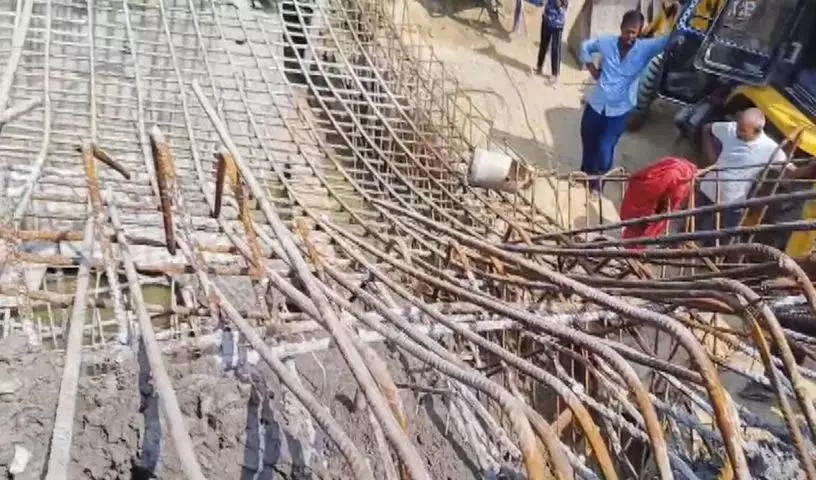 Motihari: बिहार में एक और निर्माणाधीन पुल ढहा, एक सप्ताह में तीसरा हादसा