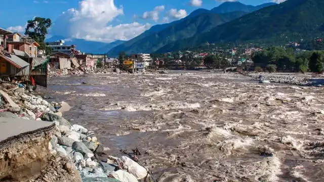 Landslides: इटानगर में बादल फटने से भूस्खलन