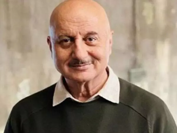 Anupam Kher ने अपने कार्यालय में हुई डकैती के पीछे संदिग्धों को पकड़ने के लिए मुंबई पुलिस का आभार व्यक्त किया