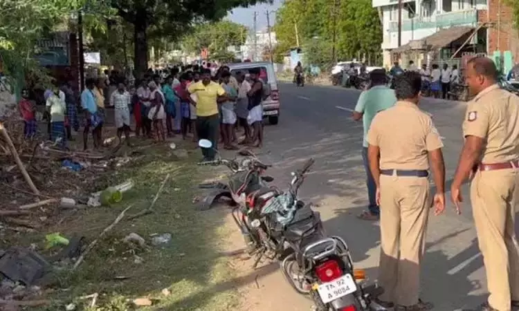 CHENNAI: थूथुकुडी में तेज रफ्तार कार ने सार्वजनिक नल से पानी भर रही तीन महिलाओं को कुचल दिया