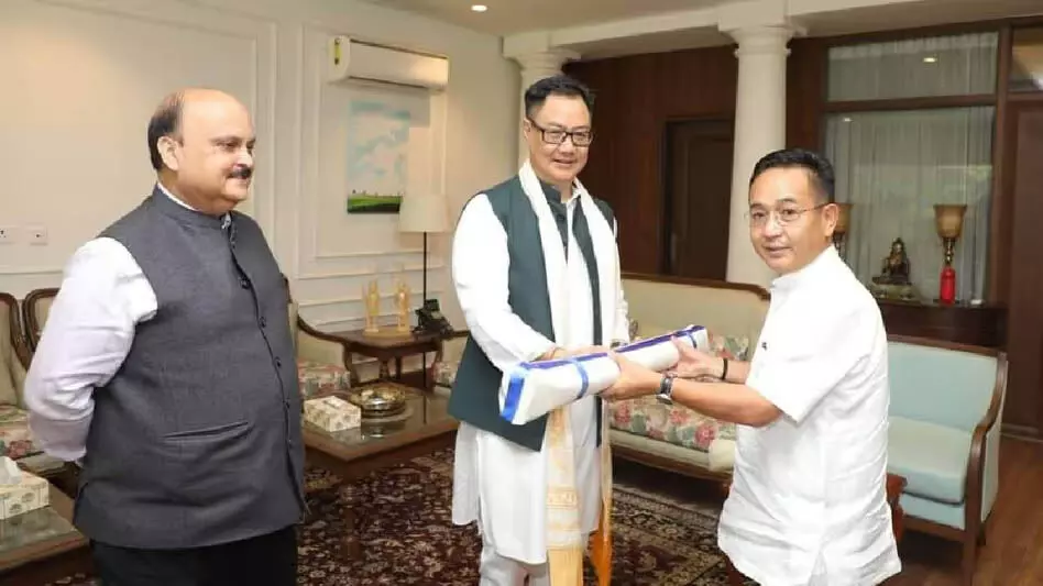 SIKKIM NEWS :  सिक्किम के मुख्यमंत्री प्रेम सिंह तमांग ने नई दिल्ली में केंद्रीय मंत्री किरिजू से शिष्टाचार भेंट की