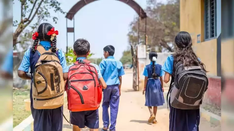 MEGHALAYE NEWS : बाल अधिकार आयोग ने मेघालय सरकार से मदरसा छात्रों को सामान्य स्कूलों में दाखिला देने का आग्रह