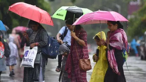 Uttar Pradesh : आईएमडी ने केरल, कर्नाटक में रेड अलर्ट जारी किया; 2-3 दिनों में बिहार, यूपी, बंगाल में बारिश बढ़ेगी