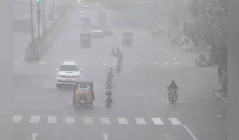 Hyderabad: भारी बारिश, चारमीनार में 70 मिमी बारिश दर्ज