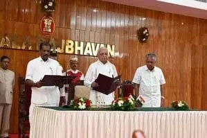 Kerala News: माकपा के आदिवासी नेता केलू ने केरल के नए मंत्री के रूप में शपथ ली