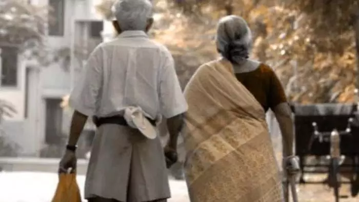 Palghar: बुजुर्ग माता-पिता को घर से निकालने के आरोप में बेटे खिलाफ मामला दर्ज