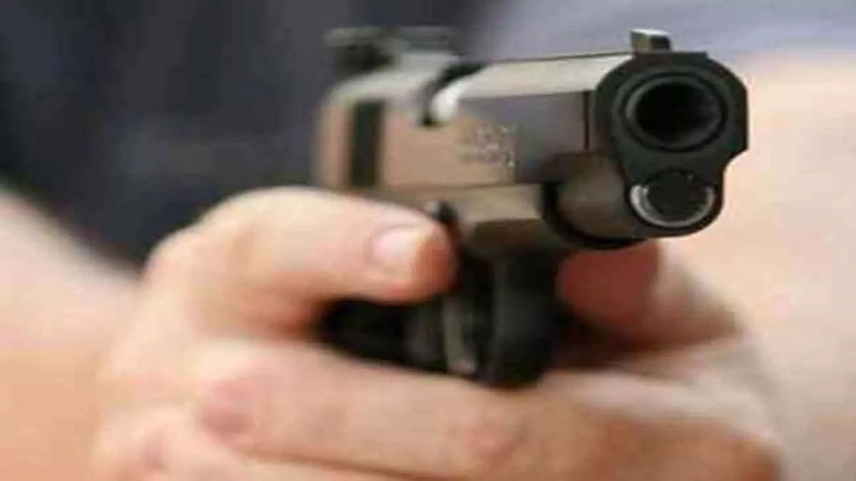 licensed pistol से महिला की गोली मारकर हत्या