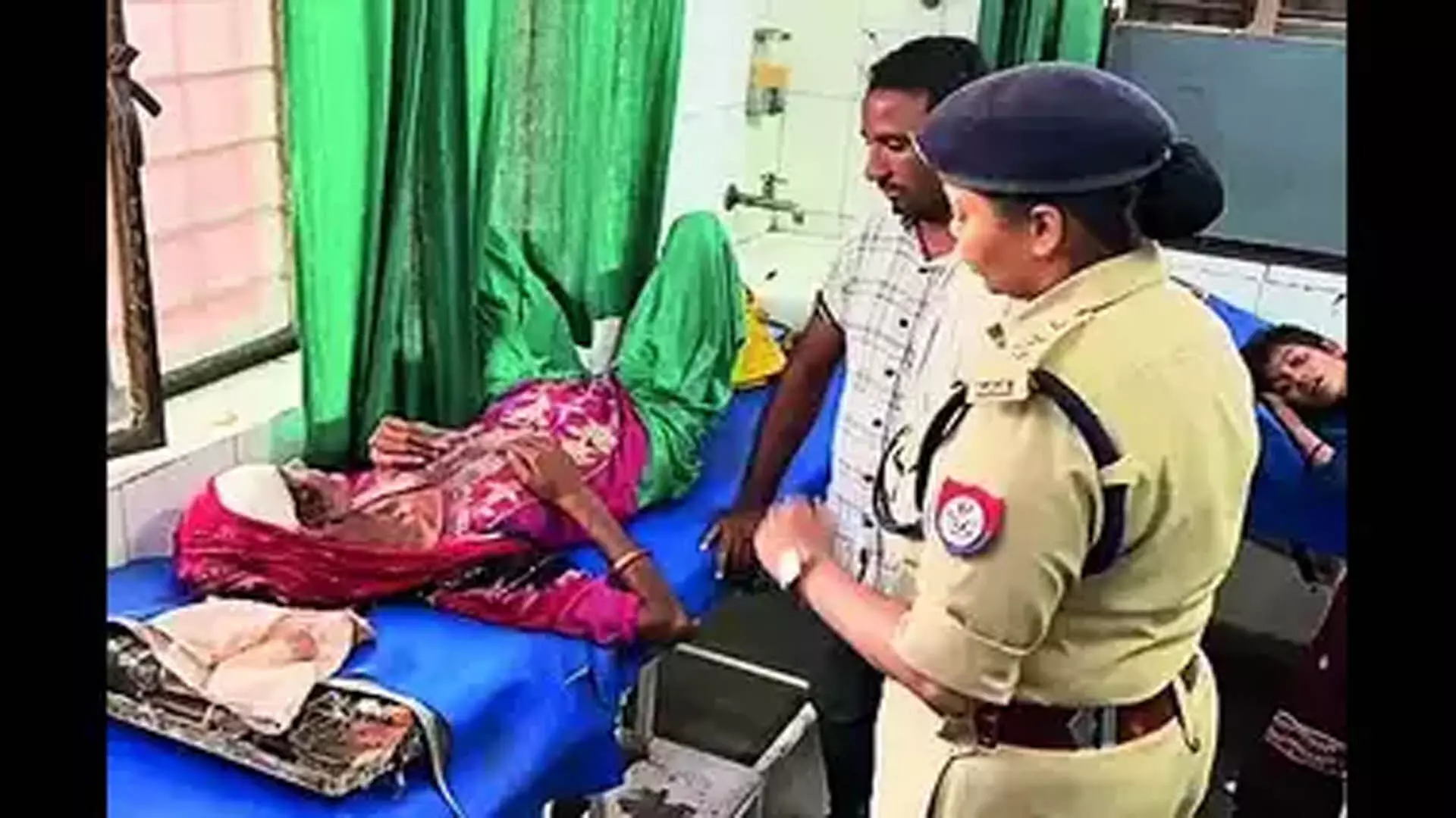 Agra News: टेम्पो के ट्रक से टकराने से 2 की मौत, 8 गंभीर