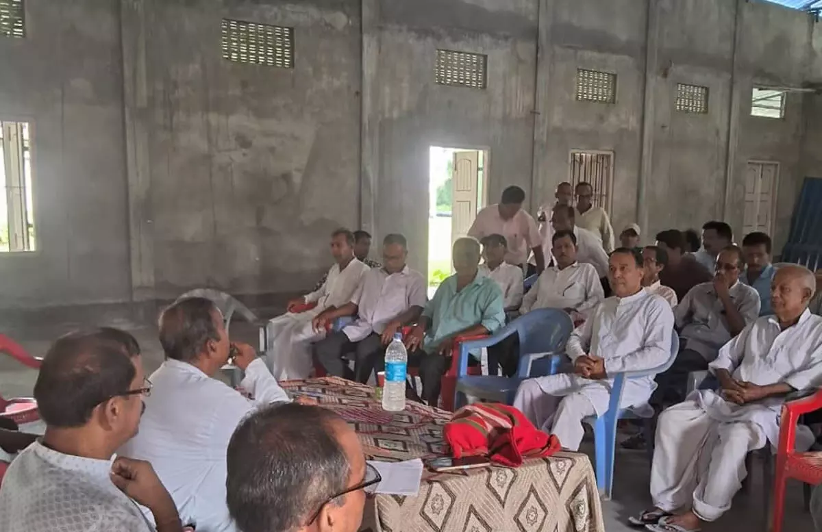ASSAM NEWS : नंदिकेशर में अखिल जामुगुरी ब्राह्मण समाज की बैठक आयोजित