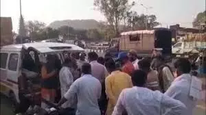 Uttar Pradesh News: जमीनी विवाद से हुई हिंसक झड़प, एक व्यक्ति की मौत, कई लोग घायल