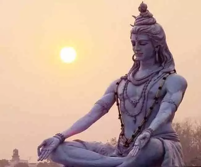 Lord Shiva: शुभ समय पर करें भोलेनाथ की पूजा अर्चना