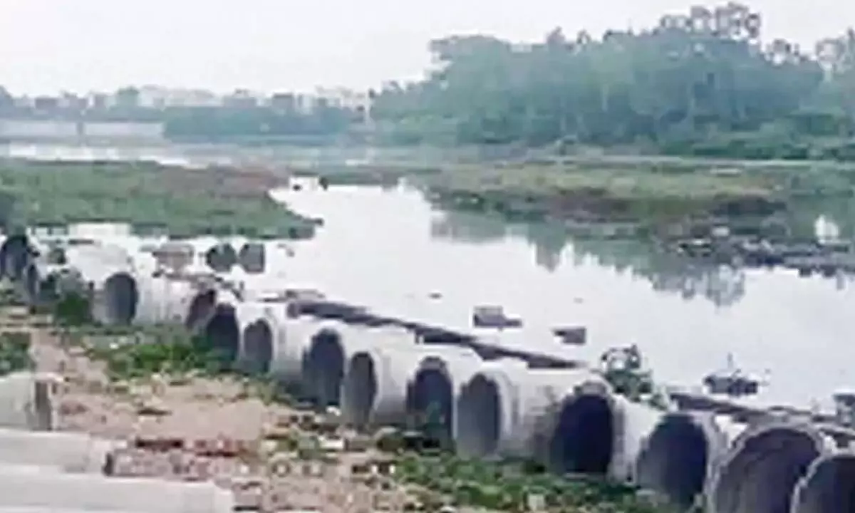 Hyderabad: आईडीएल झील उदासीनता का गड्ढा बन गई