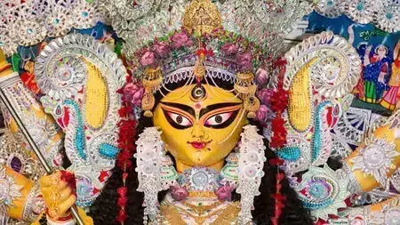 Maa Durga Temple : राजस्थान के इस मंदिर में पहाड़ी की चोटी पर बैठी माता रानी दूर करती हैं हर संकट