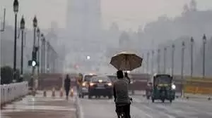 Weather in Delhi:  बारिश का अलर्ट दिल्ली में मानसून ले रहा एंट्री