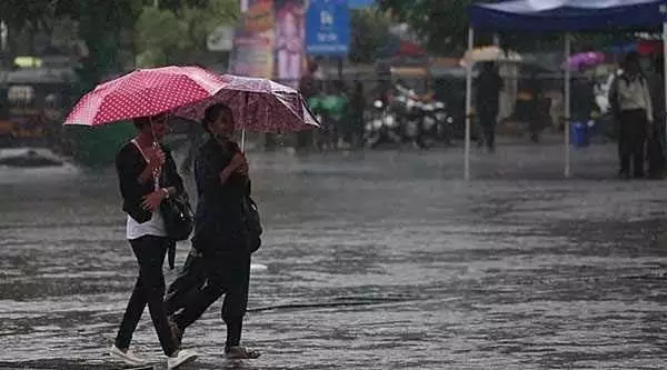 Jharkhand Weather: झारखंड में मानसून की एंट्री, राज्य के कई हिस्सों में भारी बारिश को लेकर यलो अलर्ट जारी