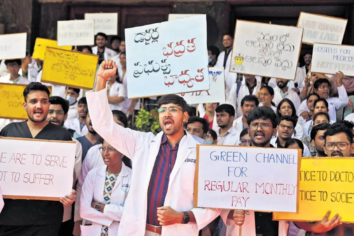 Telangana News: वार्ता विफल, तेलंगाना में जूनियर डॉक्टरों का आंदोलन जारी रहेगा