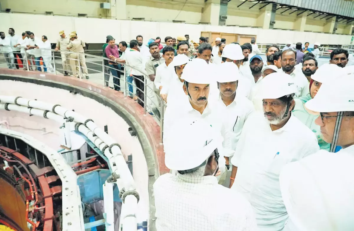 Telangana News: श्रीशैलम जलविद्युत स्टेशन की मरम्मत के लिए निविदाएं आमंत्रित करें