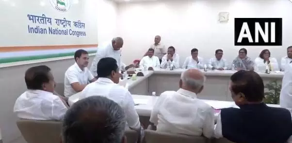 AICC मुख्यालय में महाराष्ट्र कांग्रेस नेताओं की हुई बैठक