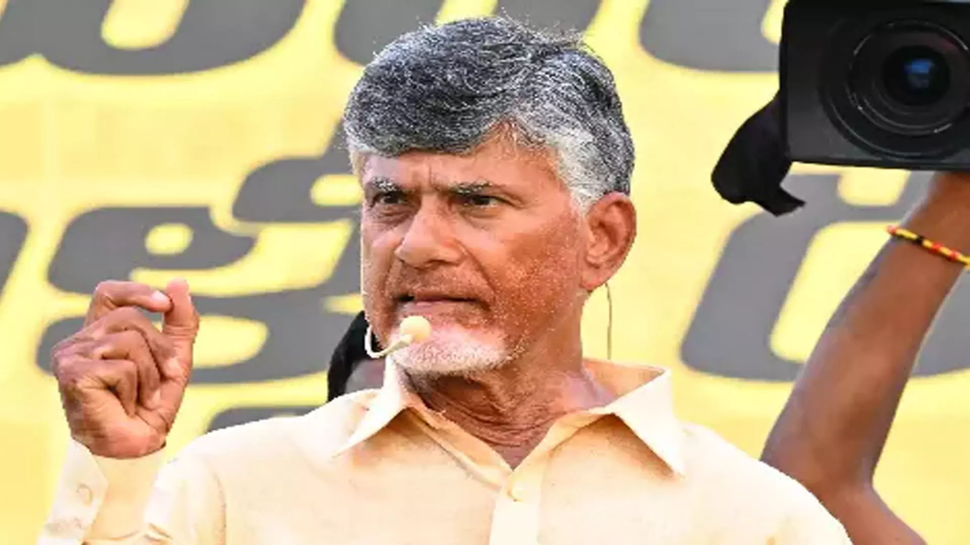 Chandrababu Naidu ने कुप्पम का दौरा किया, हंड्री-नीवा कार्यों का निरीक्षण किया