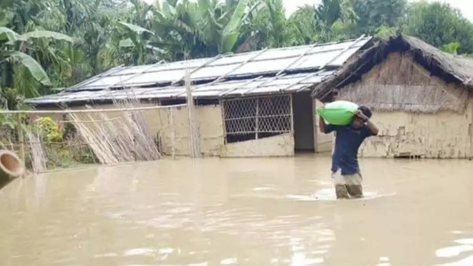 ASSAM NEWS :  करीमगंज में कुशियारा नदी खतरे के निशान से ऊपर, 600 से ज़्यादा गांव जलमग्न