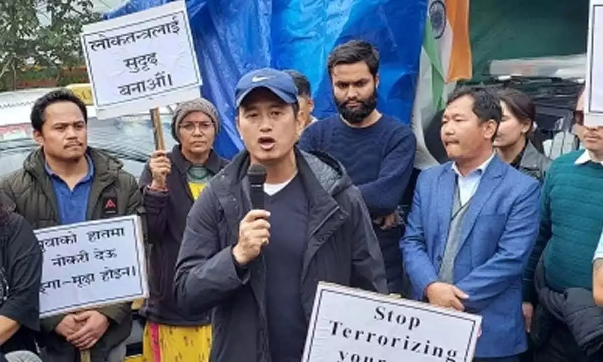 Former footb: कप्तान बाइचुंग भूटिया ने चुनावी राजनीति से लिया संन्यास