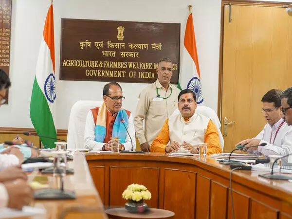Madhya Pradesh के सीएम यादव ने दिल्ली में कृषि मंत्री शिवराज सिंह चौहान से मुलाकात की, महत्वपूर्ण मुद्दों पर बैठक की