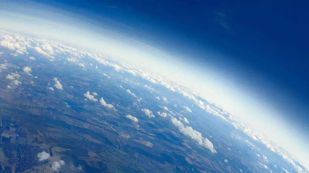 Science: अंतरिक्ष के किनारे की हवाएं आश्चर्यजनक रूप से पृथ्वी की सतह के निकट की हवाओं जैसी
