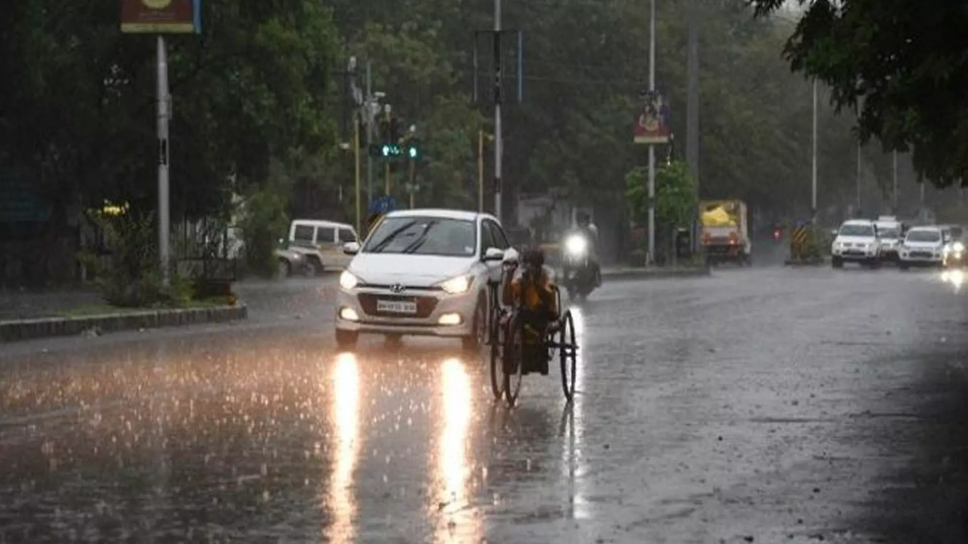 Odisha News: खाड़ी के ऊपर चक्रवाती हवाओं का क्षेत्र बनने से भारी बारिश की संभावना