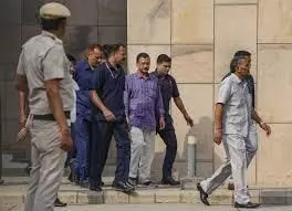 Delhi News: अरविंद केजरीवाल को सीबीआई ने किया गिरफ्तार
