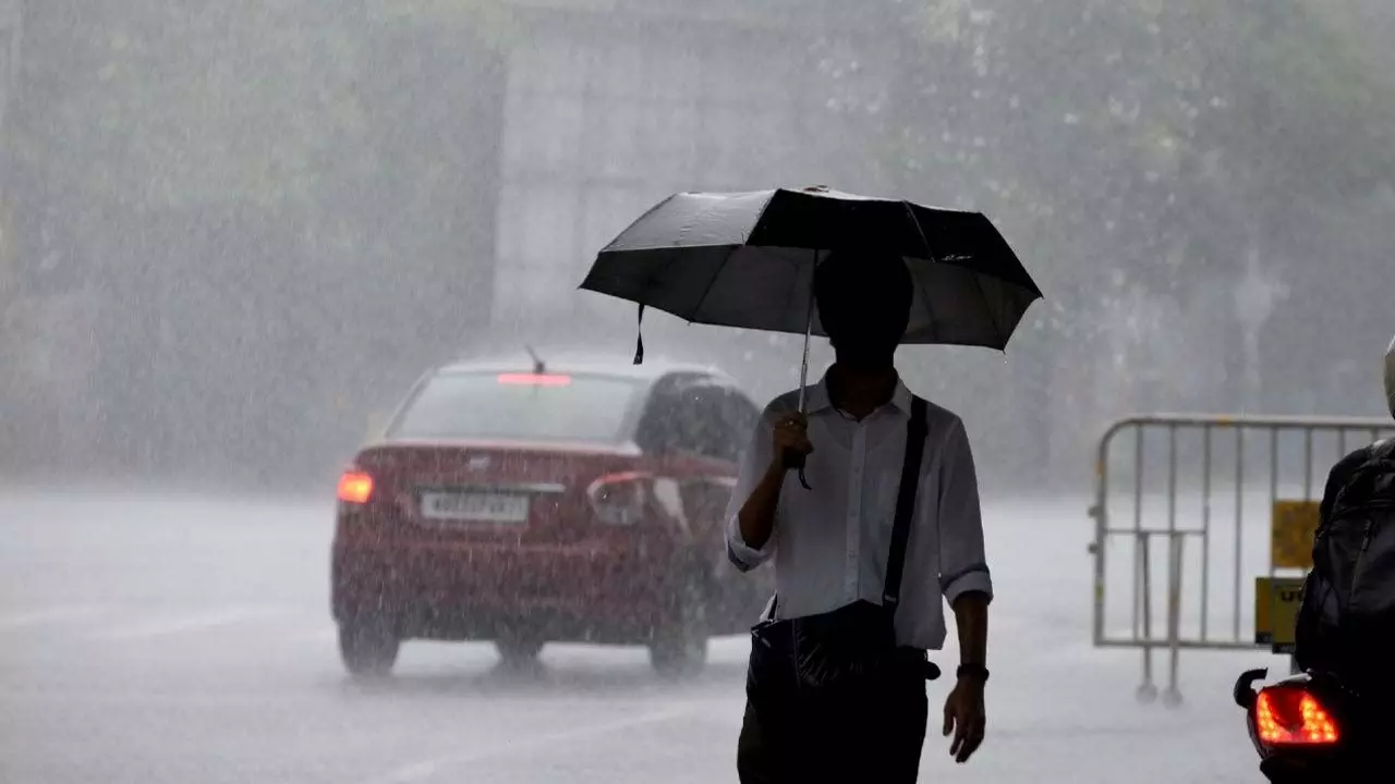 Weather: पंजाब में मानसून की एंट्री, इस दिन भारी बारिश का बताया अलर्ट