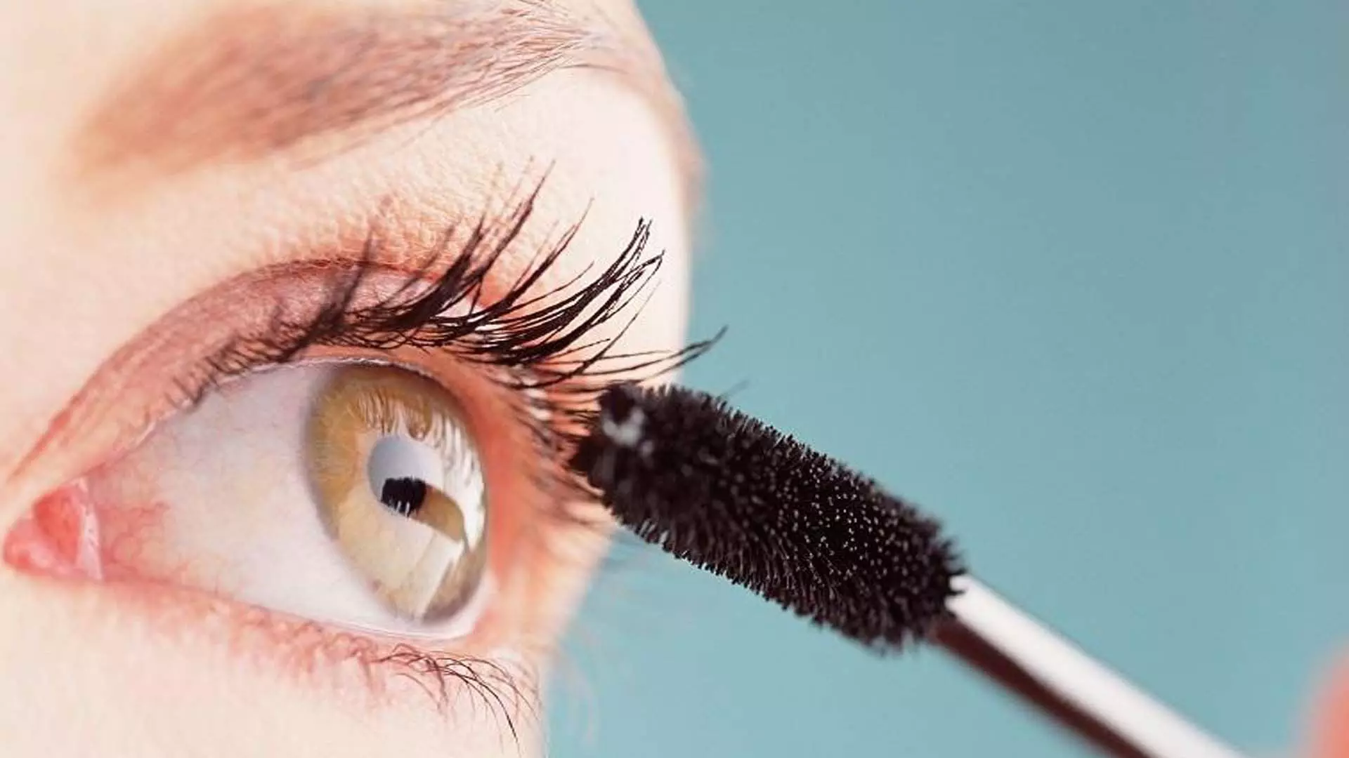 Eye care: रात में आंखों से काजल साफ करके सोएं ले इन 10 आसान टिप्स की मदद