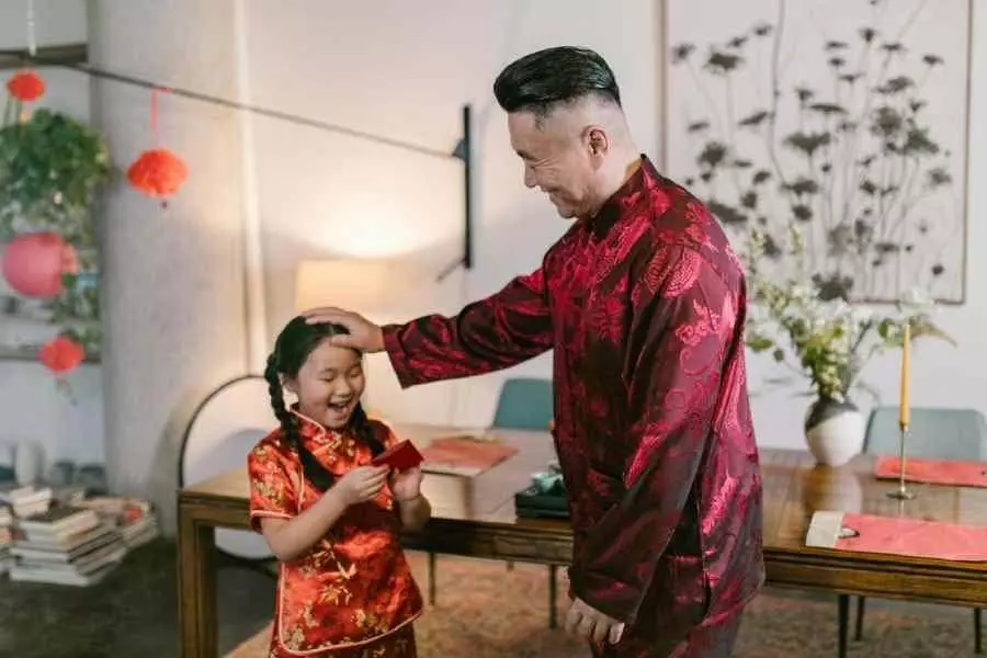 Editor: चीनी अब ‘प्रशंसा संस्कृति’ को अपना रहे