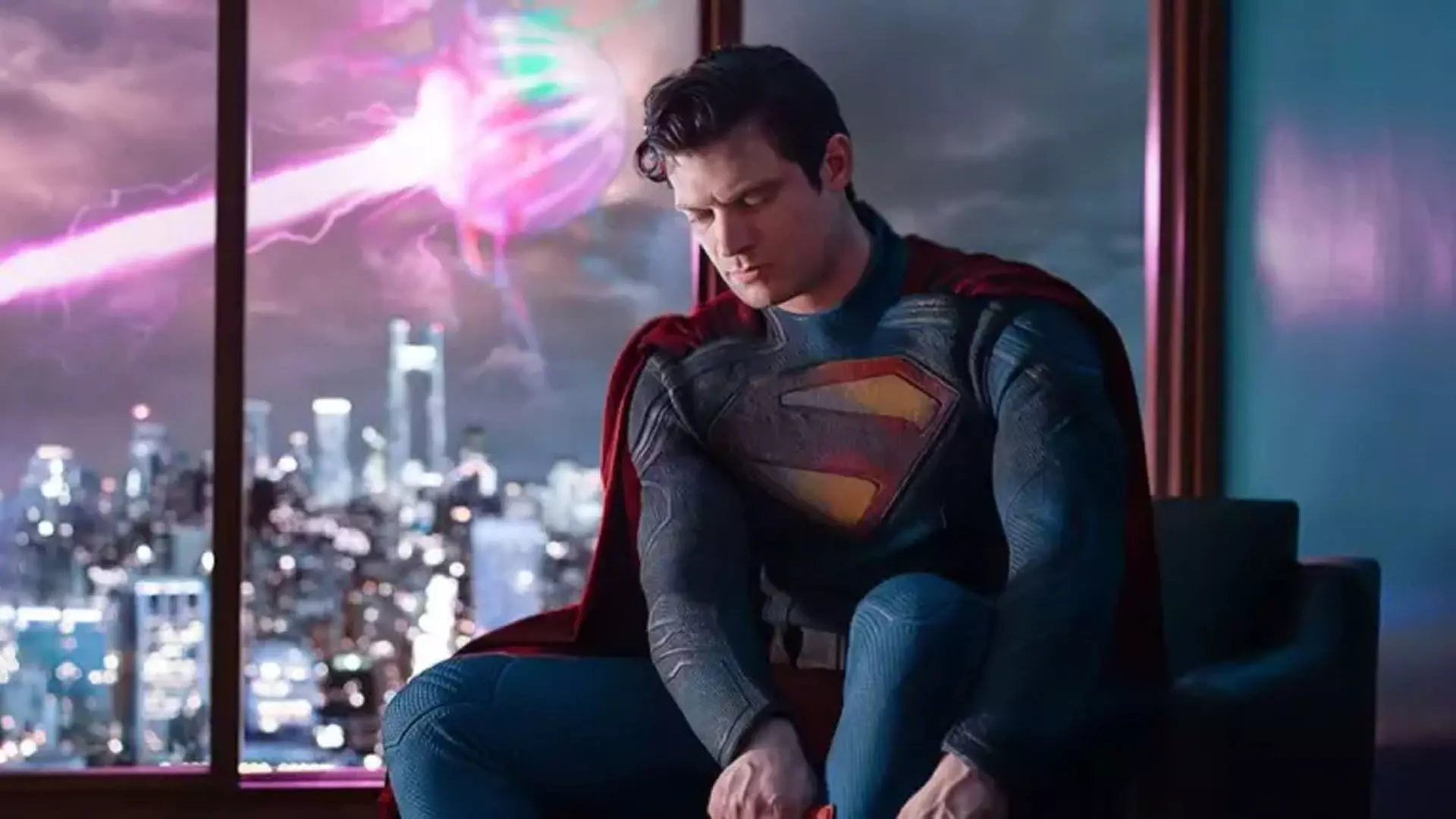 James Gunn निर्देशित फिल्म सुपरमैन की लीक हुई तस्वीरों के मामले में डेविड कोरेंसवेट गिरफ्तार